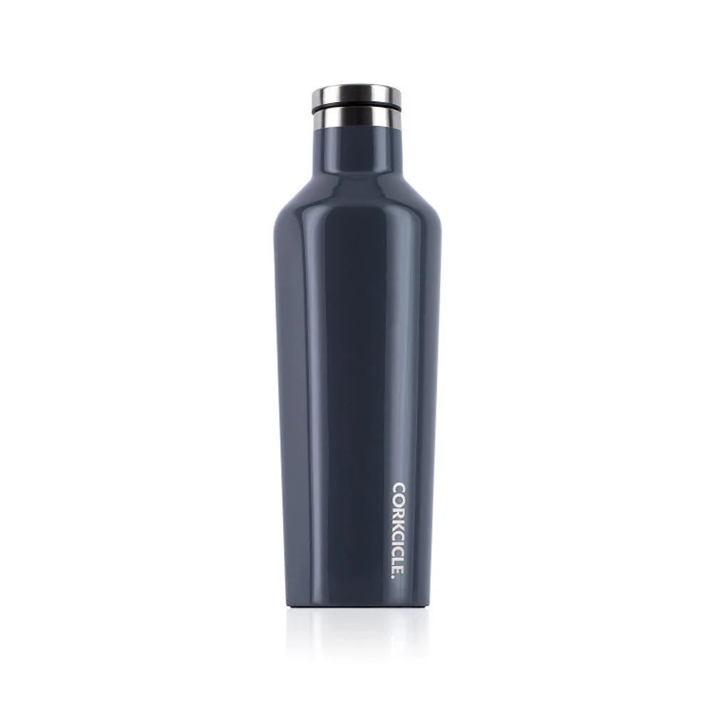 Grafitově šedá cestovní termolahev z nerezové oceli Corckcicle Canteen, 470 ml v:914904