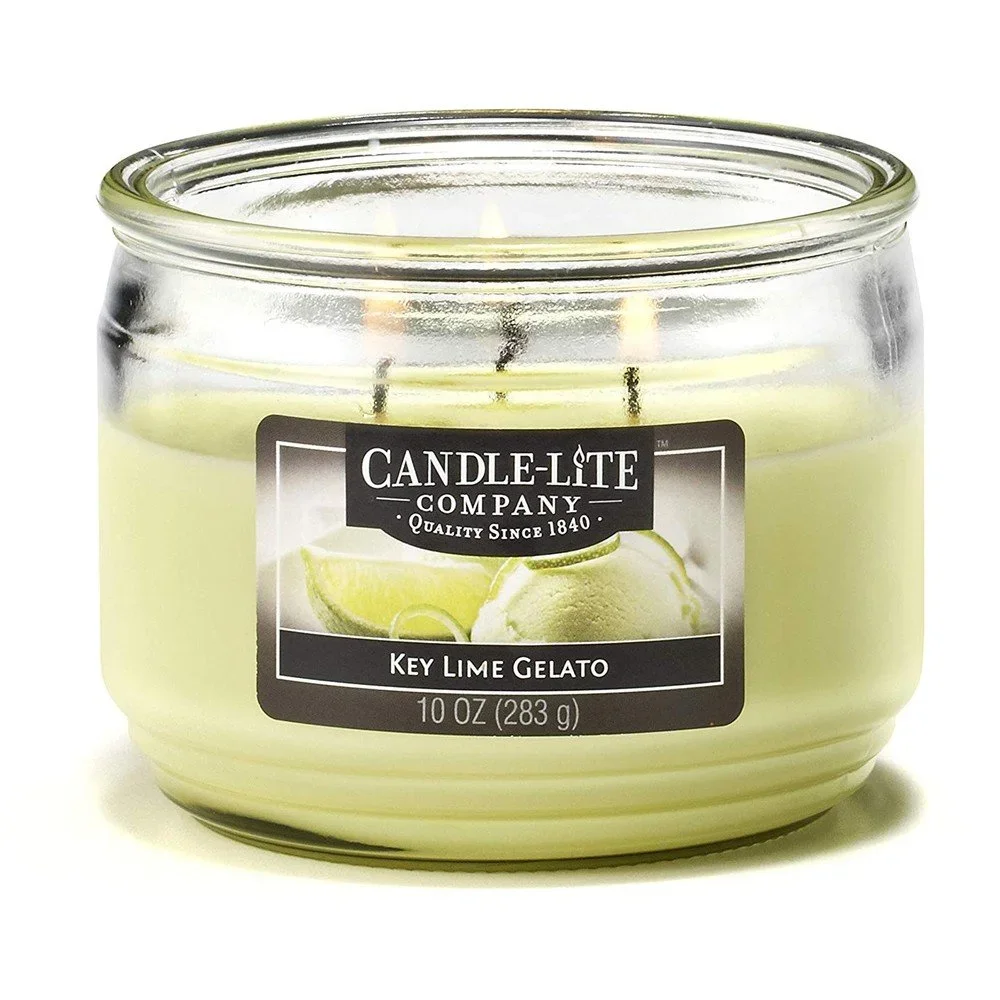 Vonná svíčka ve skle s vůní limetkové zmrzliny Candle-Lite, doba hoření až 40 hodin v:1313668