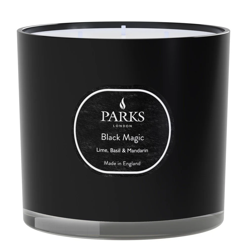 Svíčka s vůní limetky, bazalky a mandarinky Parks Candles London Black Magic, doba hoření 56 h v:1384573