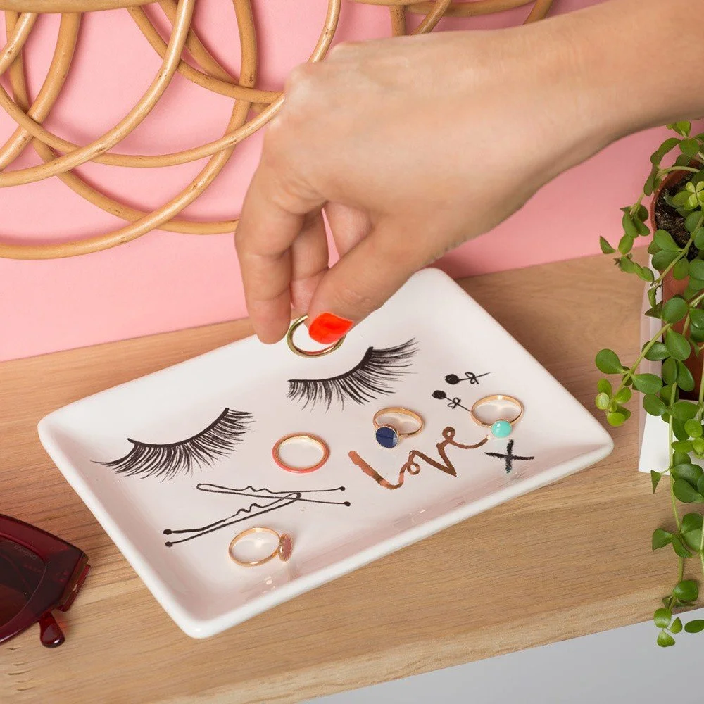 Odkládací keramická miska na šperky Le Studio Pink Me Up Love v:1170500