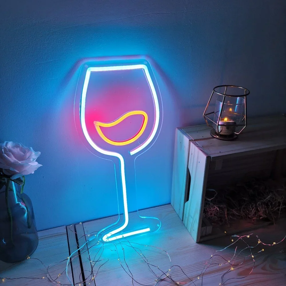 Modro-červená nástěnná svíticí dekorace Candy Shock Wine, 19 x 40 cm v:1383717