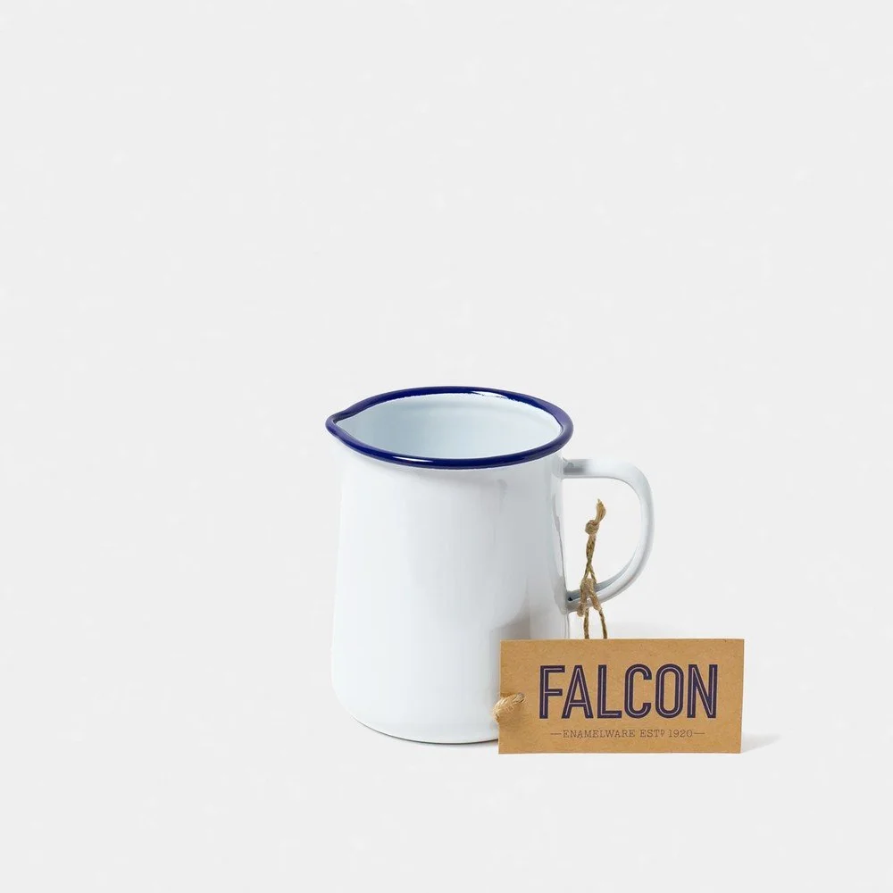 Bílý smaltovaný džbán Falcon Enamelware OnePint, 586 ml v:1250234
