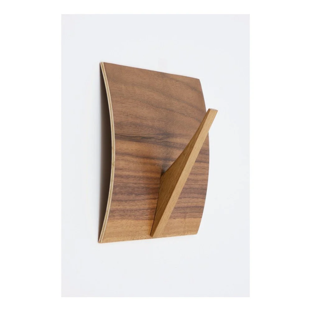 Nástěnný věšák z masivního dřeva Woodman Rack Naki Walnut v:980558