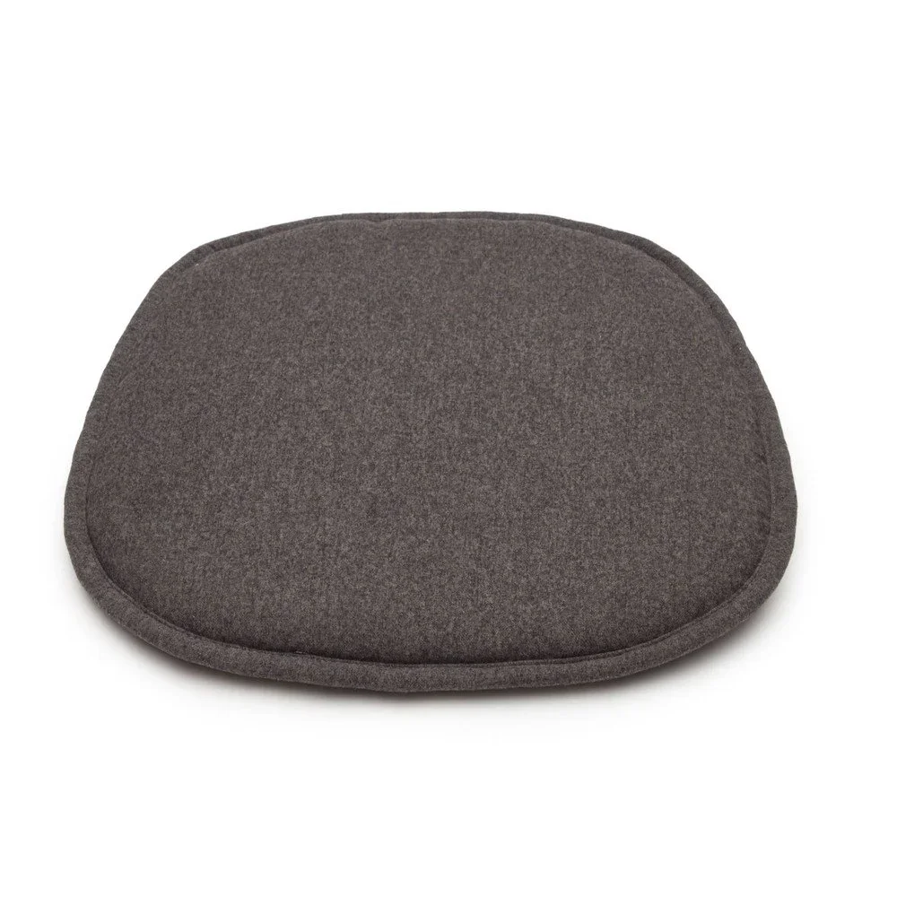 Podsedák z mikrovlákna 43x43 cm Romane – Kave Home v:1759976